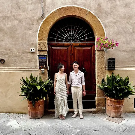 Rossellino 3* ピエンツァ