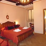 Rossellino فندق مبيت وإفطار 3*