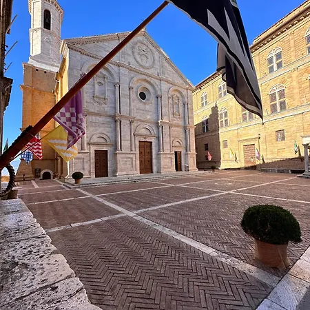 Rossellino 2* Pienza